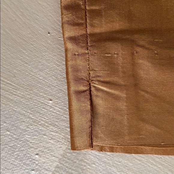 NWT CARLISLE size 6 silk goldtone  pants in excellent condition - Picture 6 of 7